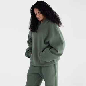 Minimalist Forest Green Hoodie (L) & sweatpants (L)